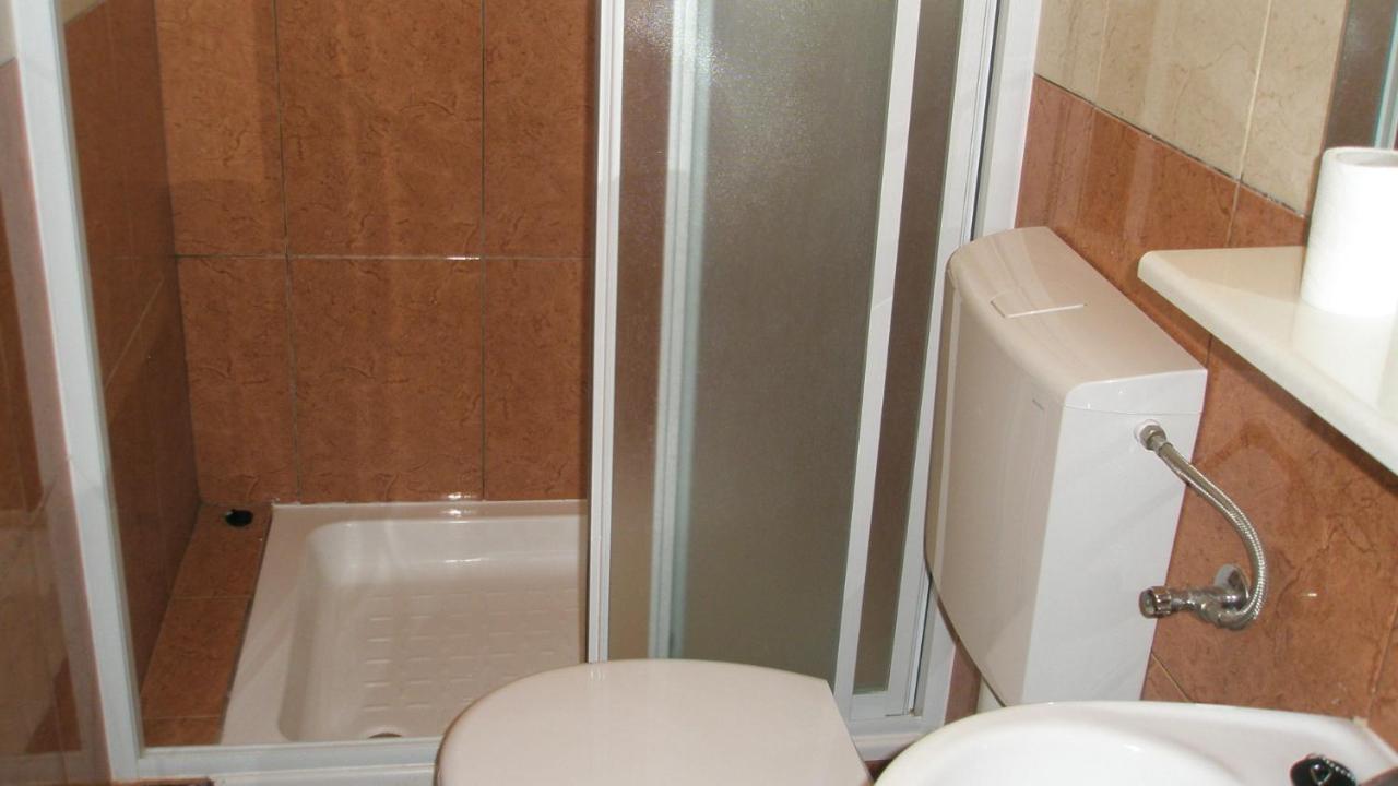 Guesthouse Marija โปดสตรานา ภายนอก รูปภาพ