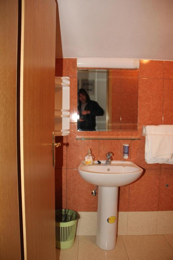 Guesthouse Marija โปดสตรานา ภายนอก รูปภาพ