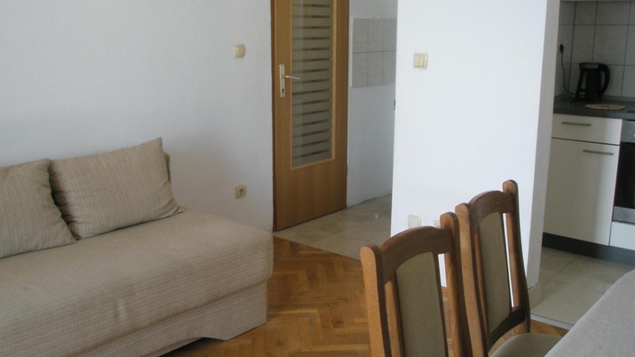 Guesthouse Marija โปดสตรานา ภายนอก รูปภาพ